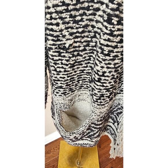 J. Jill Willow Fair Isle Long Sleeve Fringe Hem Cardigan‎ Sweater Black/White M - Picture 5 of 9